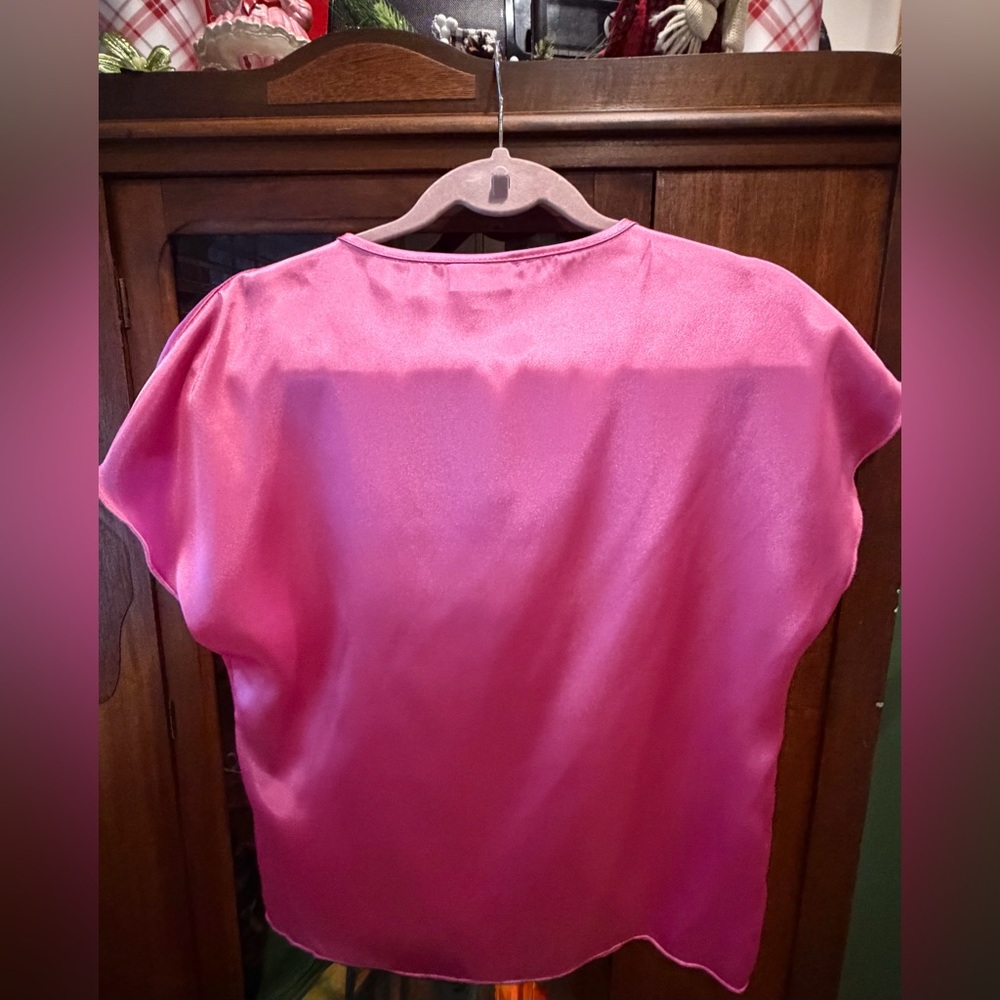 Nicole Miller NEW w/ Tags Pink Satin Top - perfect pretty in Pink Discount Ship - Picture 5 of 7